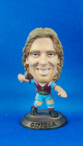 MC222 David Ginola Aston Villa (H) Microstars UK Series 01