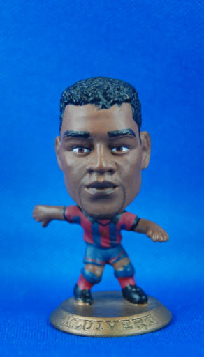 MC226 Patrick Kluivert Barcelona (H) Microstars UK Series 02